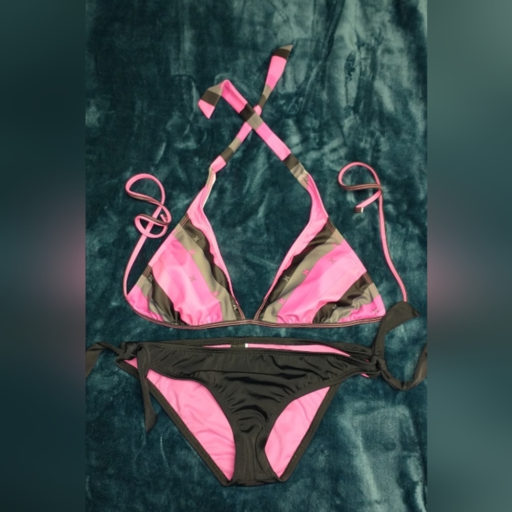 Hurley Women's Bikini Set Large Top Medium Bottom Pink Grey Black
